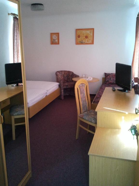 Gaestehaus Galant Esslingen am Neckar Екстер'єр фото